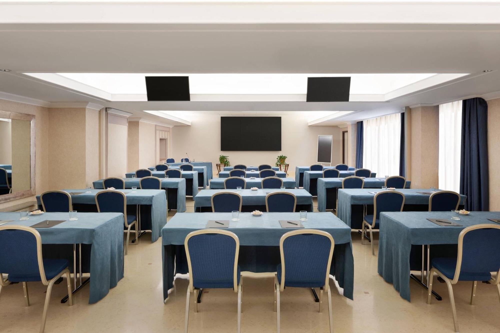Courtyard By Marriott Rome Central Park Eksteriør bilde